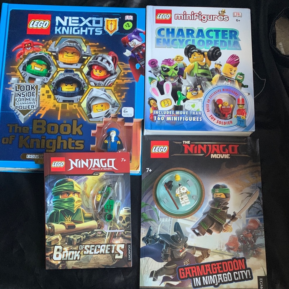 LEGO 4 Ninjago Book Character encyclopedia intact exclusive mini figures